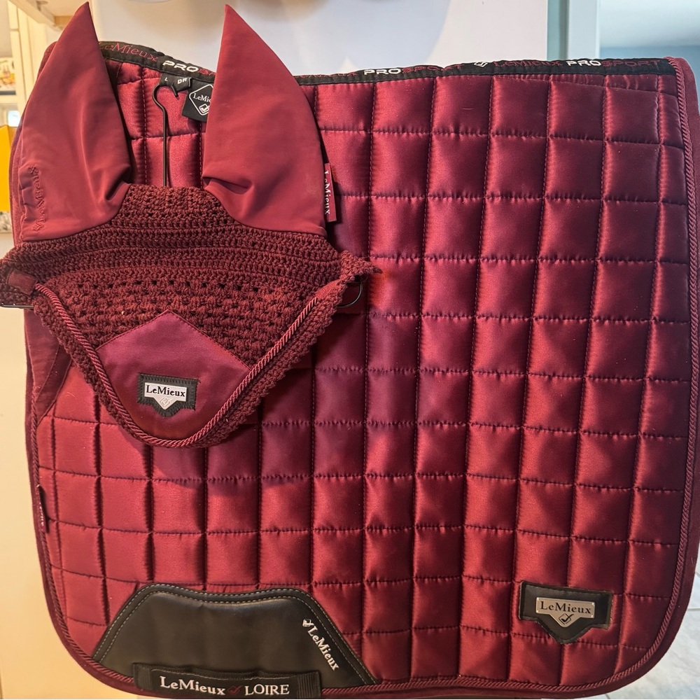 LeMieux Burgundy Dressage Saddle Pad and Ear Bonnet Set